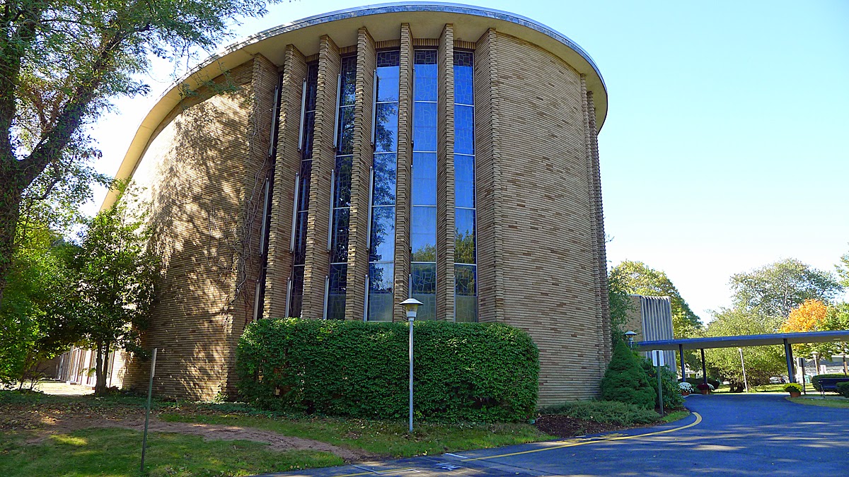 Exterior photo of the synagogue's sanctuary. Founded in 1840, the congregation is the oldest one in the state.
