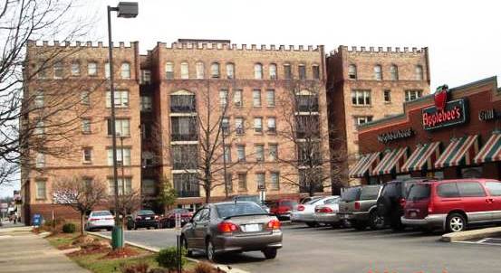 Photo of the Emmons apartments circa 2006, photo courtesy of Patrick Morris.