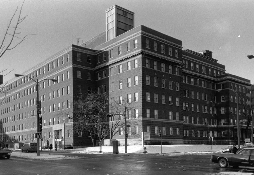 South and east facades of Children's Hospital, circa 1980 (“Department of Special Collections and University Archives, Marquette University Libraries, MUA_008688)