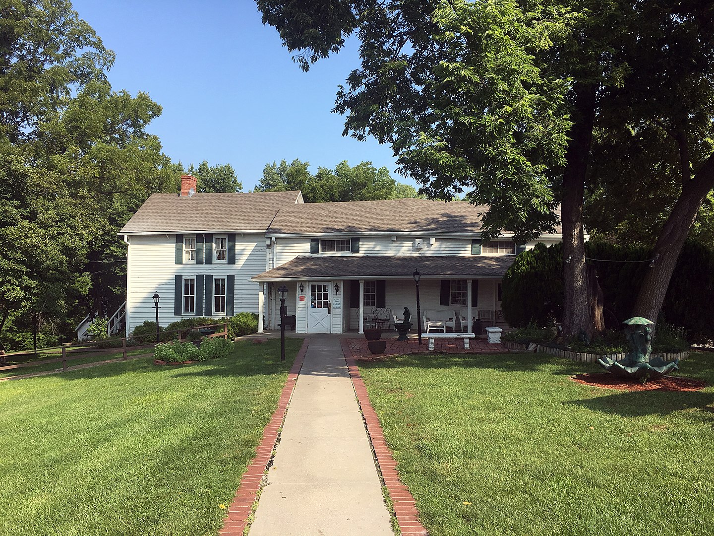 Dr. James Compton House (Stroud's Oak Ridge Manor) Clio