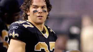 Steve Gleason playing for New Orleans Saints
