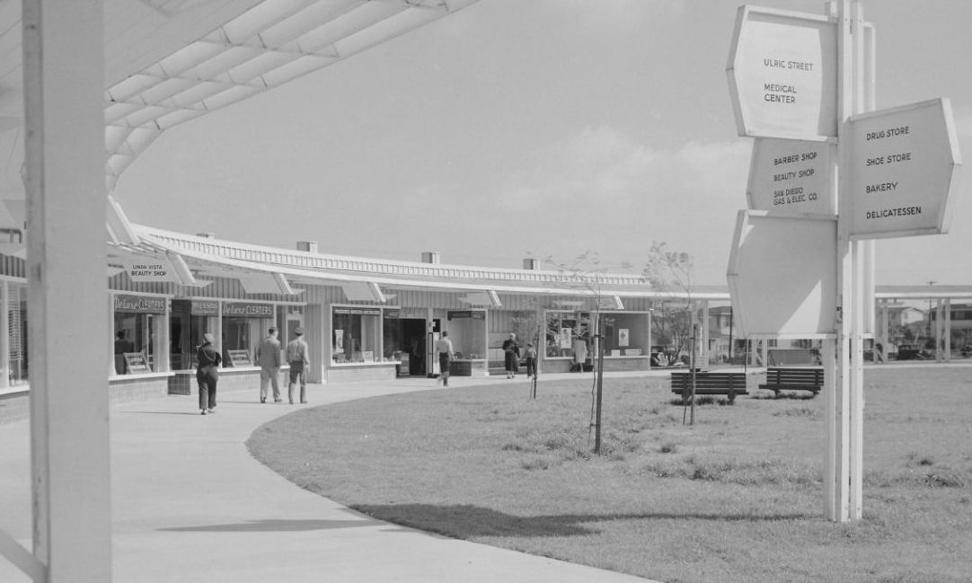 1945 -- Linda Vista Center