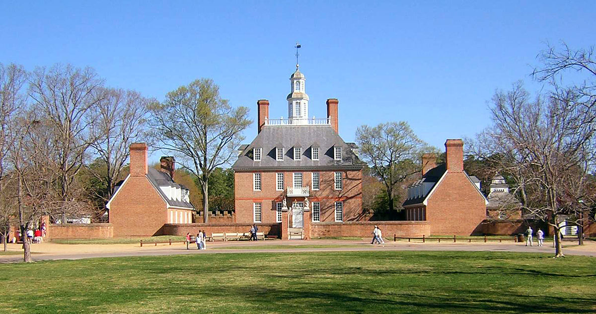 Constructed in 1706 and destroyed by fire in 1781, the Governor's Palace was rebuilt in 1934. Image obtained from Wikimedia. 