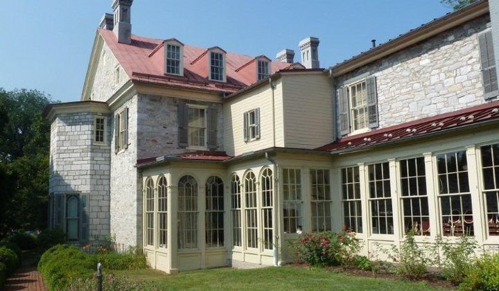 The rear wing of the mansion that was added during the first half of the 19th century.