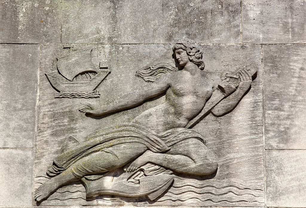 A detail in the stonework of the Taft Bridge. Photo by Carol M. Highsmith, Library of Congress.