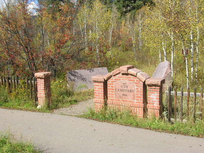 Entrance to the Ute Cemetery