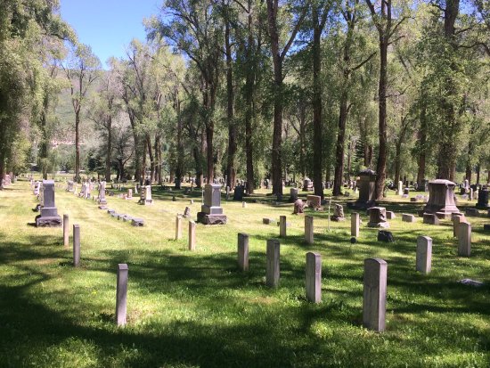 Graves at the Ute Cemetery