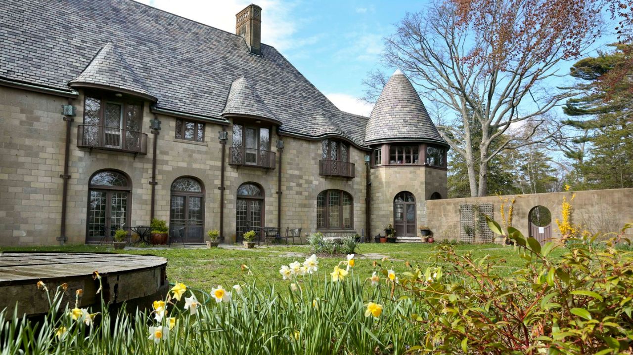 Wereholme (also known as the Scully Estate or Harold Weekes Estate) Clio