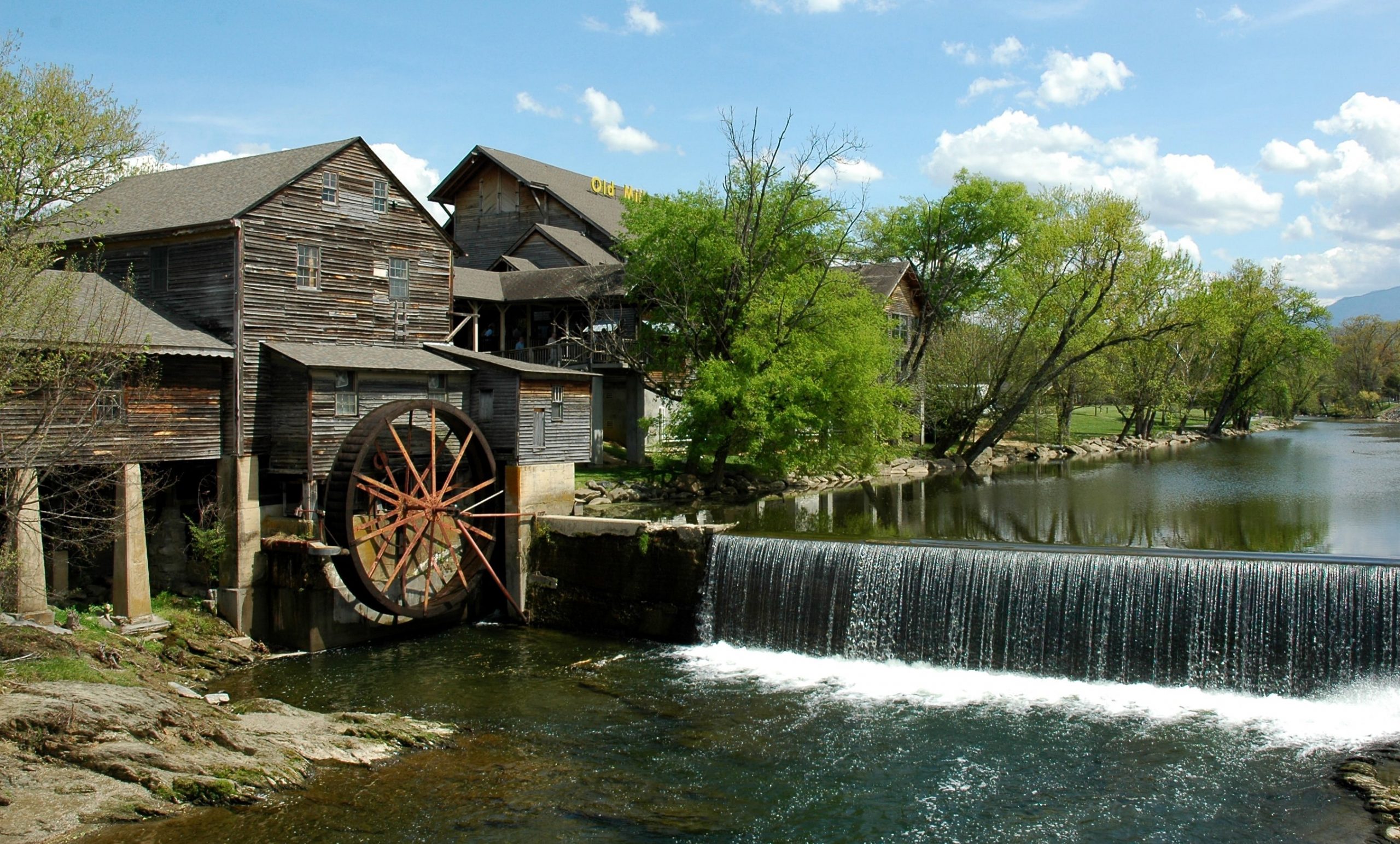 old mill restaurant pigeon forge