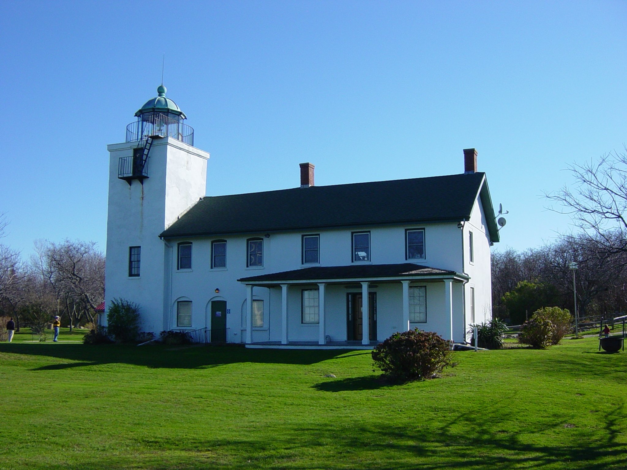 Horton Point Lighthouse
This picture courtesy of The Historical Marker Database, HMbd.org
Picture by Mike Wintermantel, November 24, 2006.