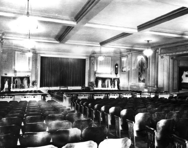 Due to competition with Indiana Theatre, Harris had the auditorium of both of his theatres expanded. It was this addition that collapsed in 1985.