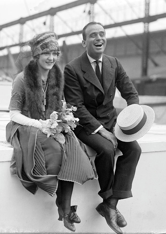 Douglas Fairbanks and wife Mary Pickford