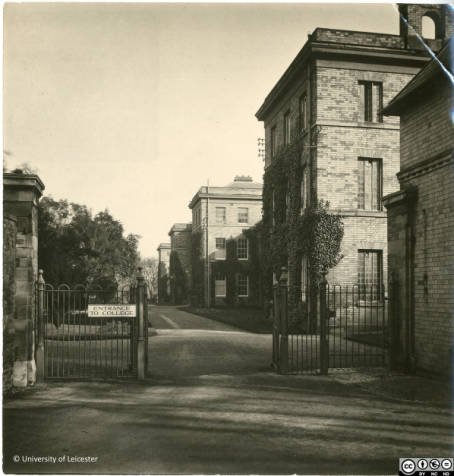 Entrance to College by Fielding Johnson Building, 1920s, University of Leicester Archives, ULA/FG1/3/18