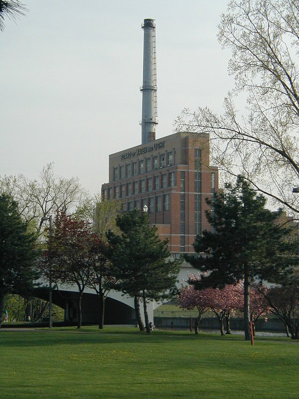 The plant as it appeared before conversion to the Accident Fund's headquarters. Photo: Wikimedia Commons