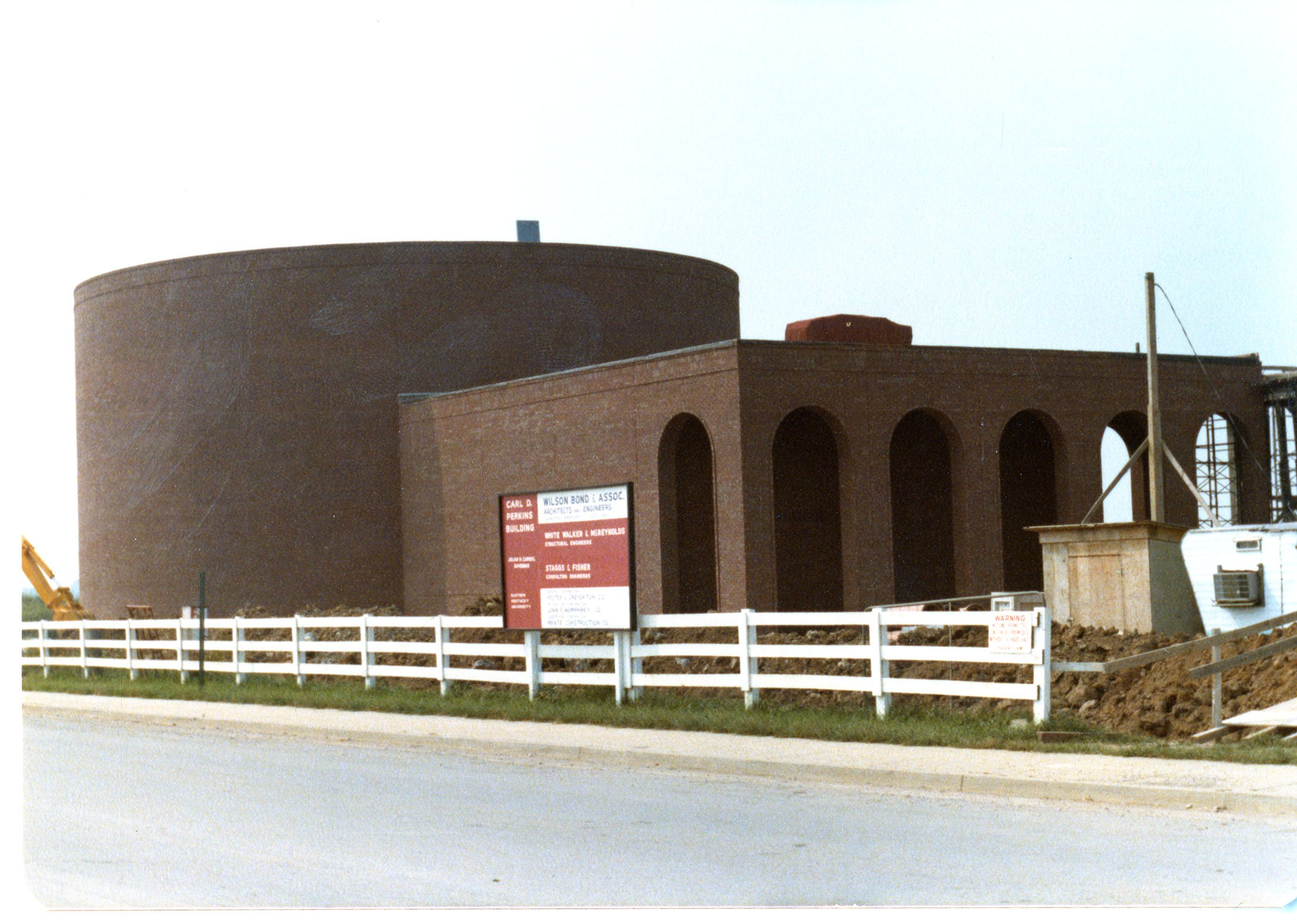 Construction of the Hummel Planetarium, ca. 1978. EKU Photograph Collection. 