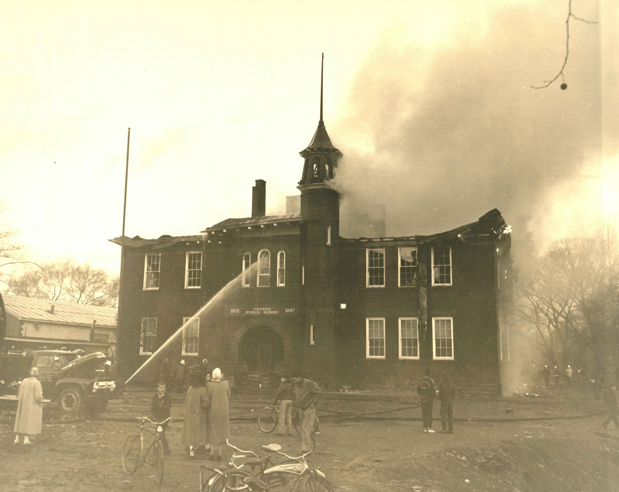 The second building was destroyed in a dramatic fire on Valentine's Day 1957, shortly after students had left for the day. Image courtesy of the Ceredo Historical Society Museum.
