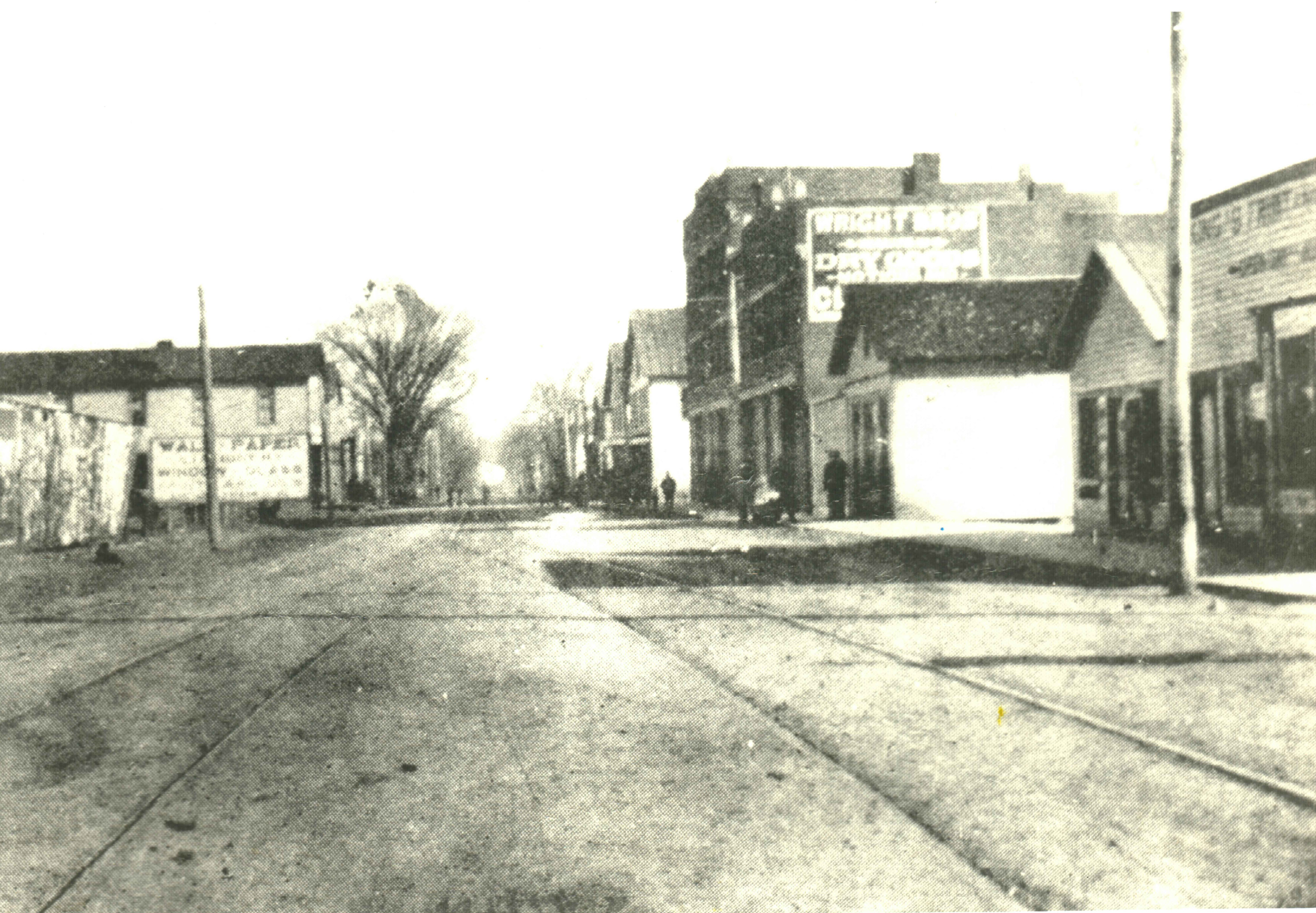 B Street in the early 1900s. The Wright Brothers Store can be seen on the right. 