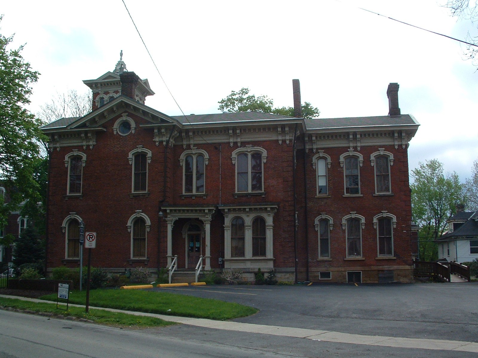 This side view of the house reveals its size and grandeur.