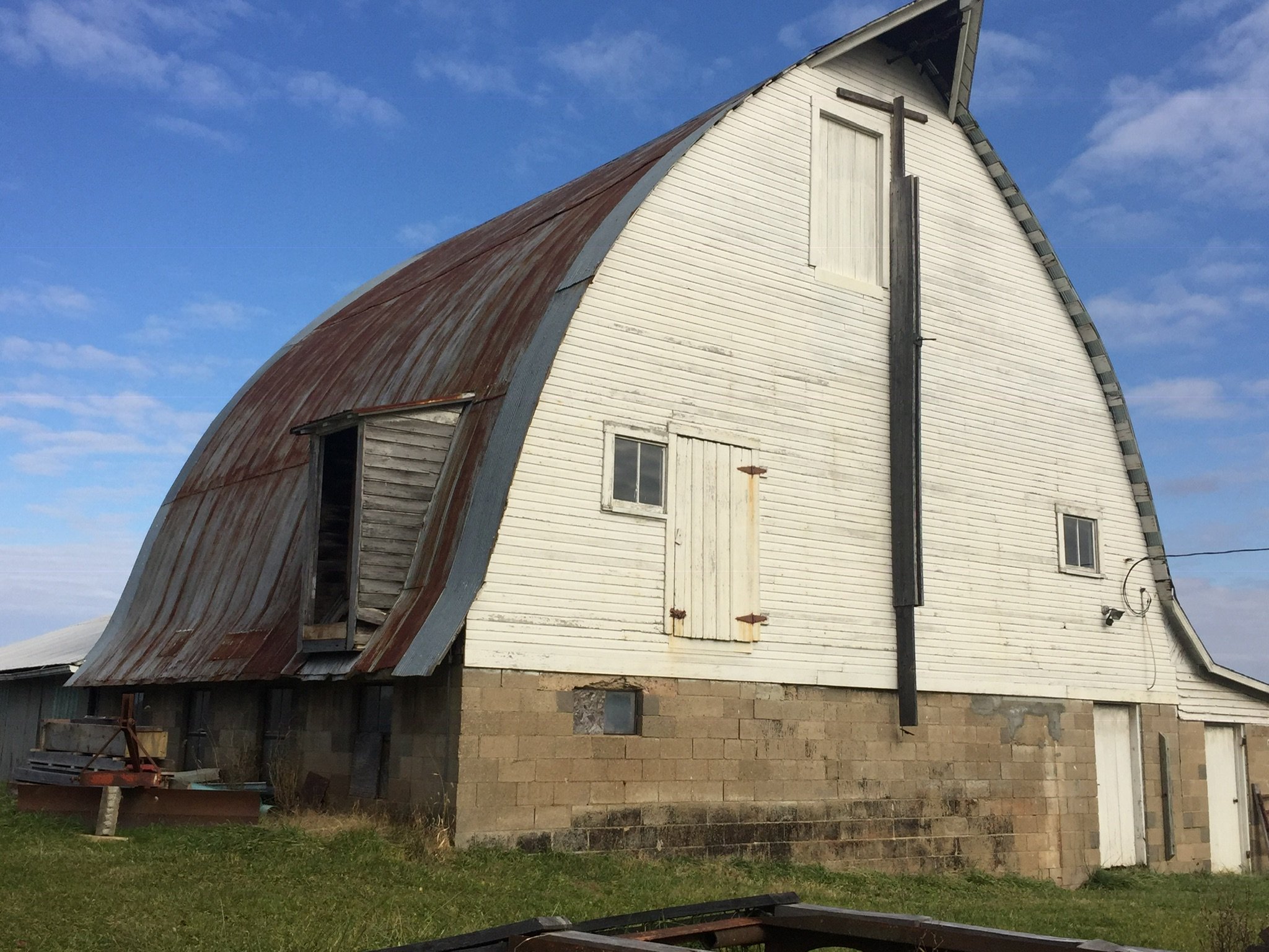 The Barn that Robert built. Photo was taken in November 2018. This barn used to contain cows, hay, and feed. Photo by author.