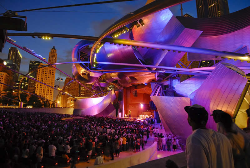 Night life at the pavilion