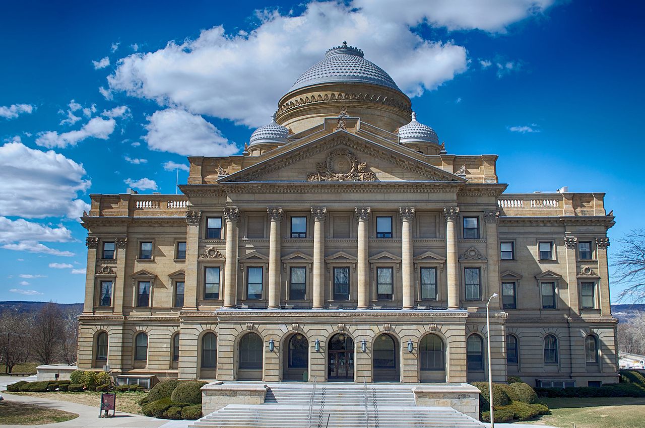 The courthouse was built in 1909 and is an excellent example of Classical Revival architecture.