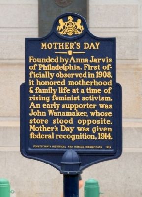 Motor vehicle, Font, Gas, Commemorative plaque