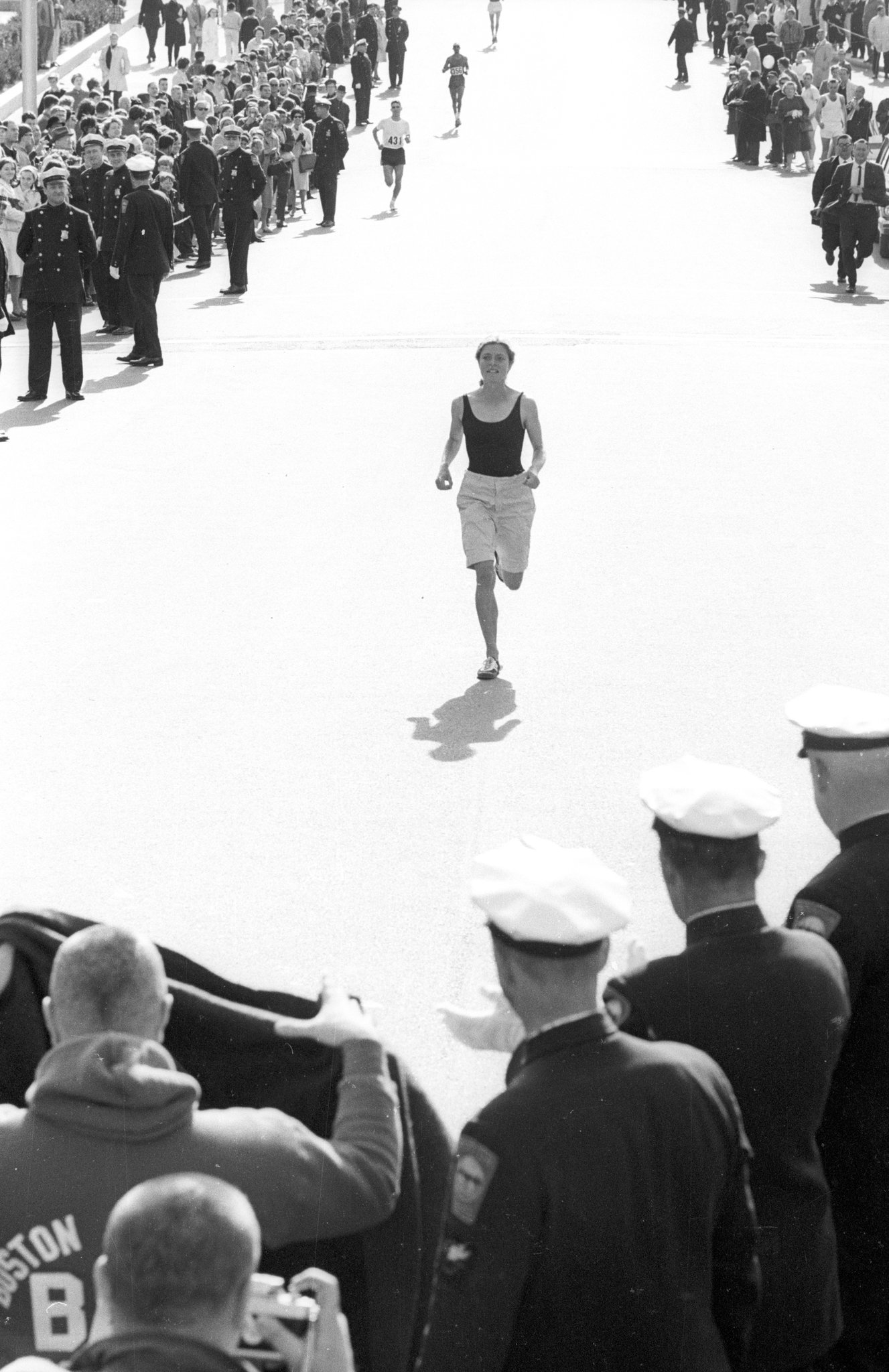 Roberta Gibb First Woman to Run Boston Marathon Clio