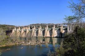 Tom Miller Dam (1940)
Built on top of the remains of the other two dams both named Austin Dam.
The dam was built to provide hydroelectricity and store water.