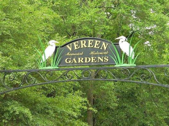 A sign marks the entrance to Vereen Memorial Historical Gardens.