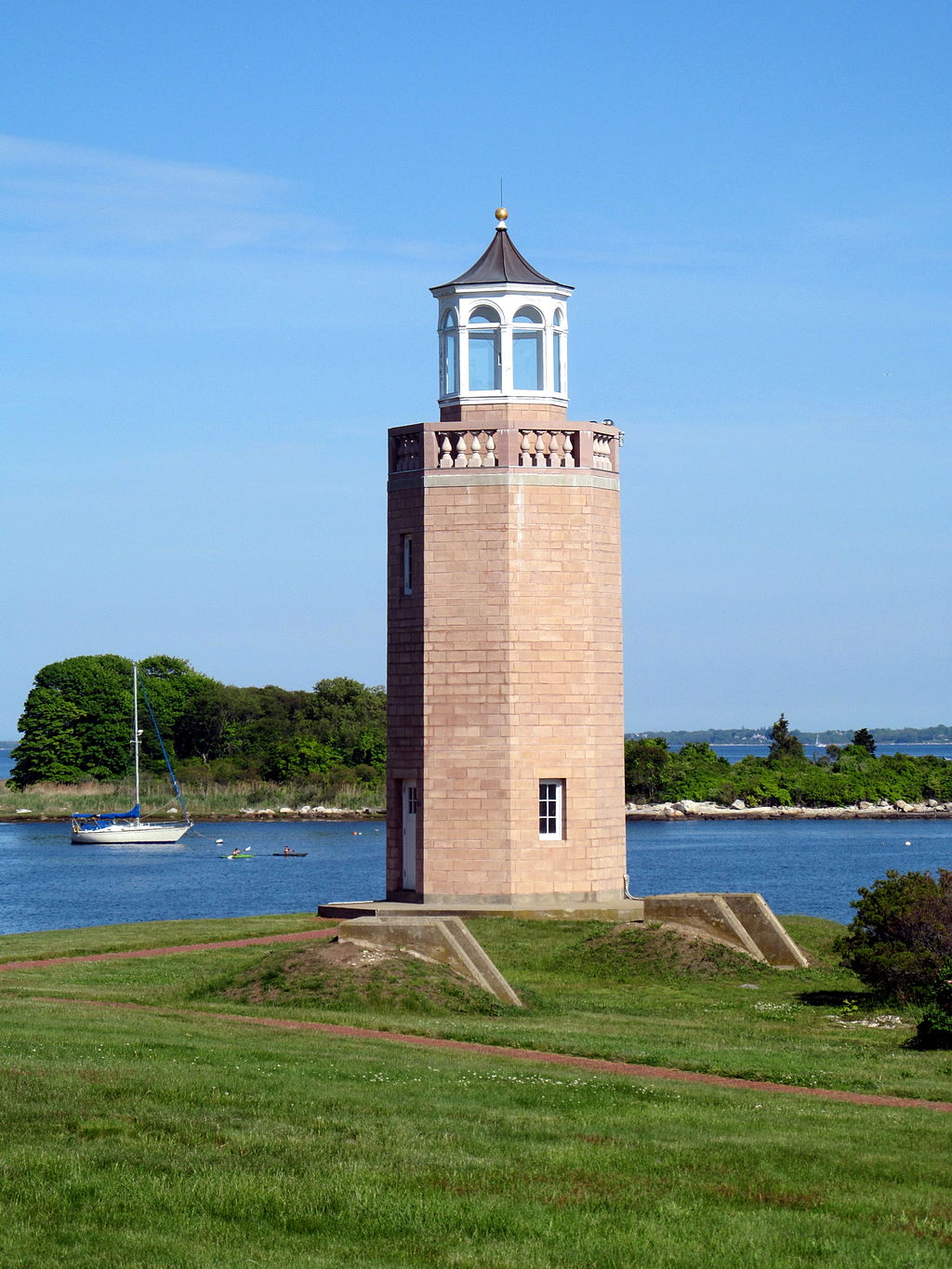 Avery Point Lighthouse was built in 1943 and is located just south of the mansion.