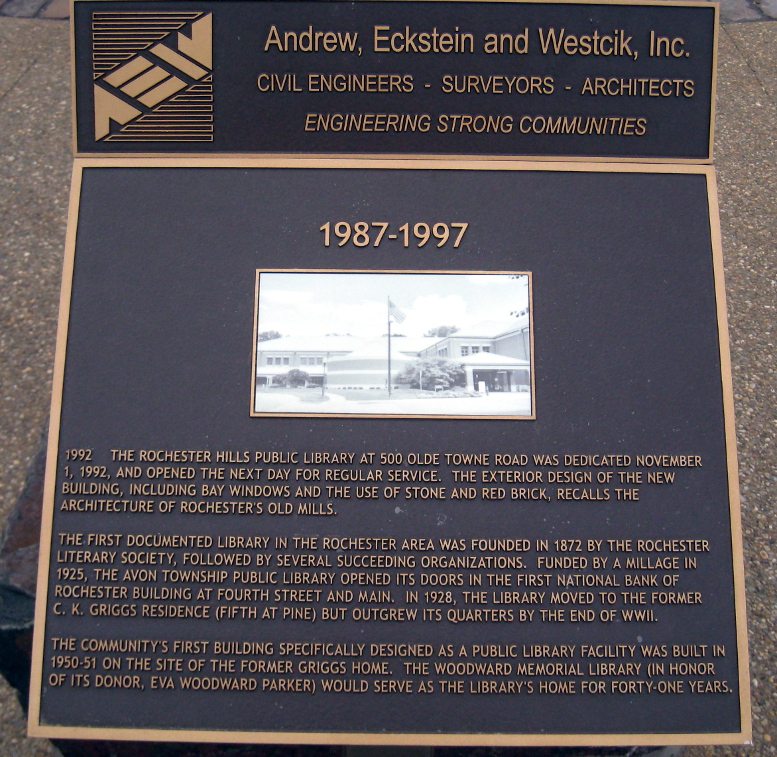 Rochester Bicentennial Sundial marker, decade 1987-1997