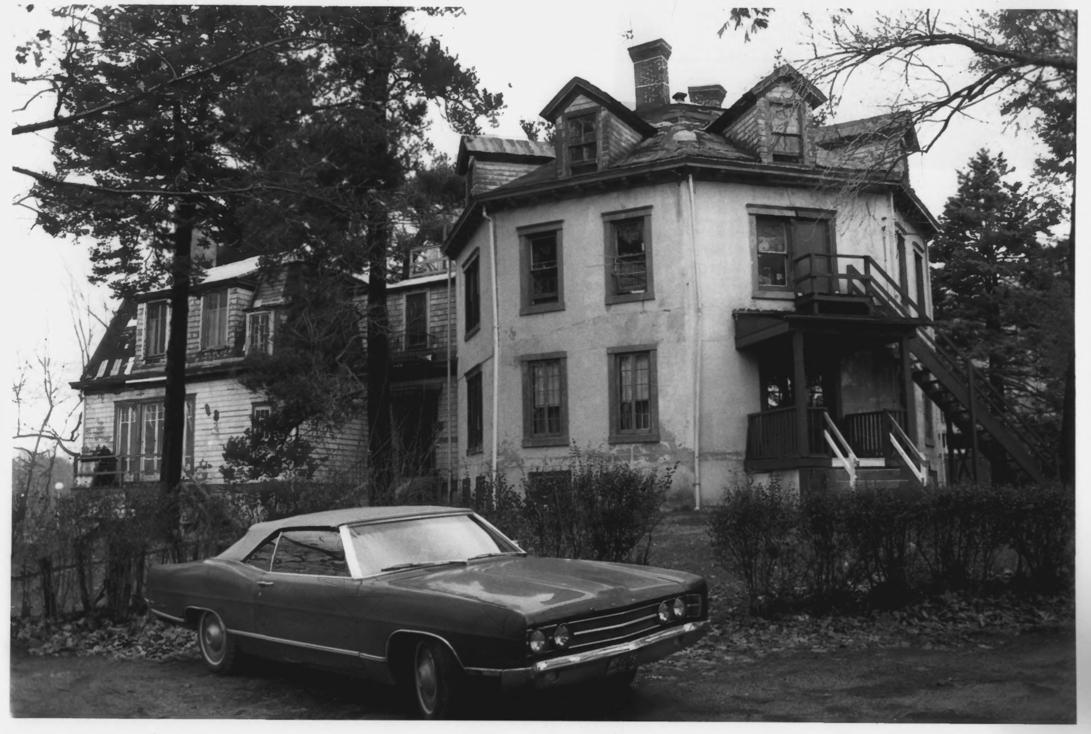 The Octagon House in August of 1979 by Stephen H. Hirschberg