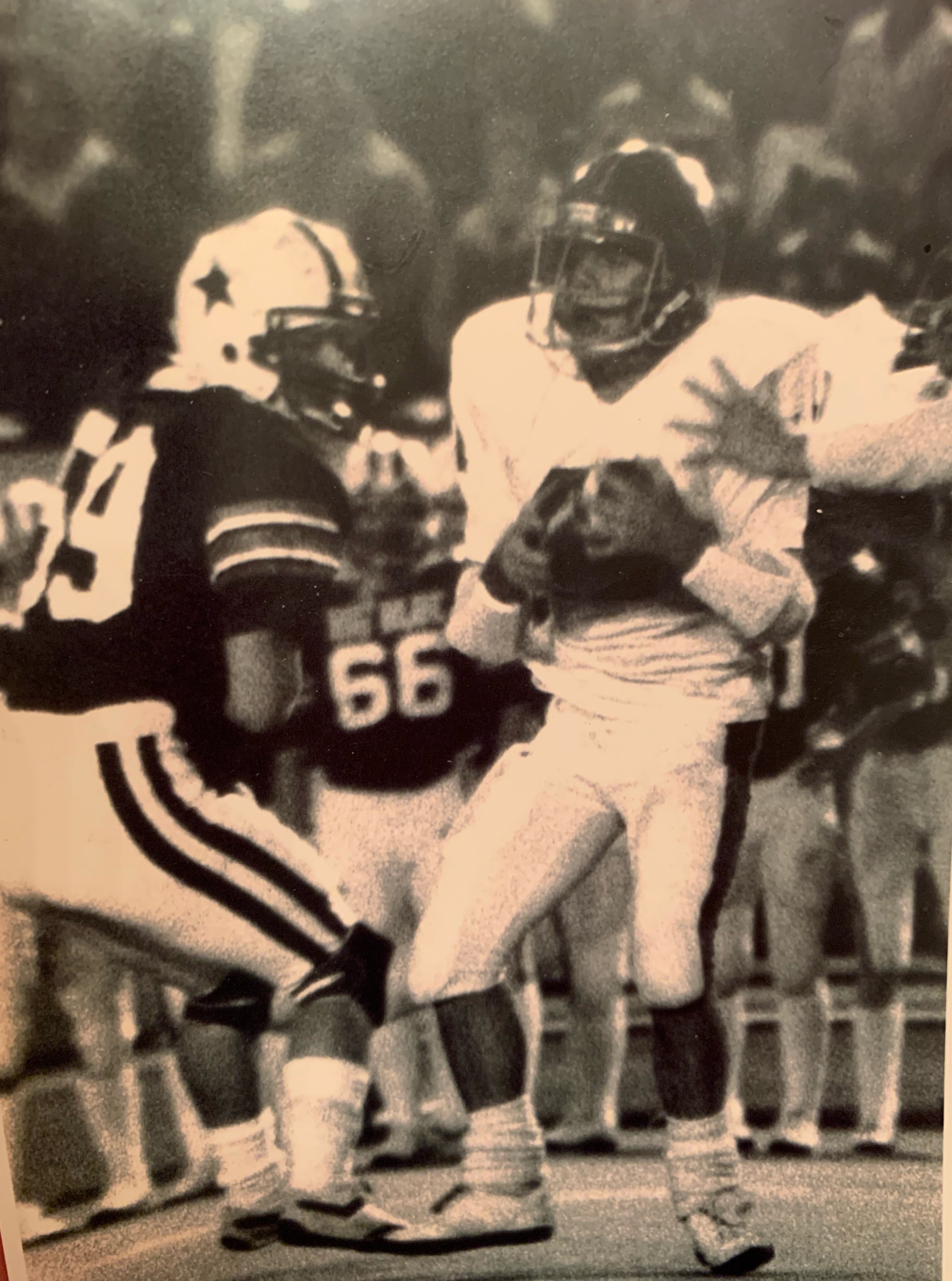 Footwear, Sports uniform, Shoe, Football helmet