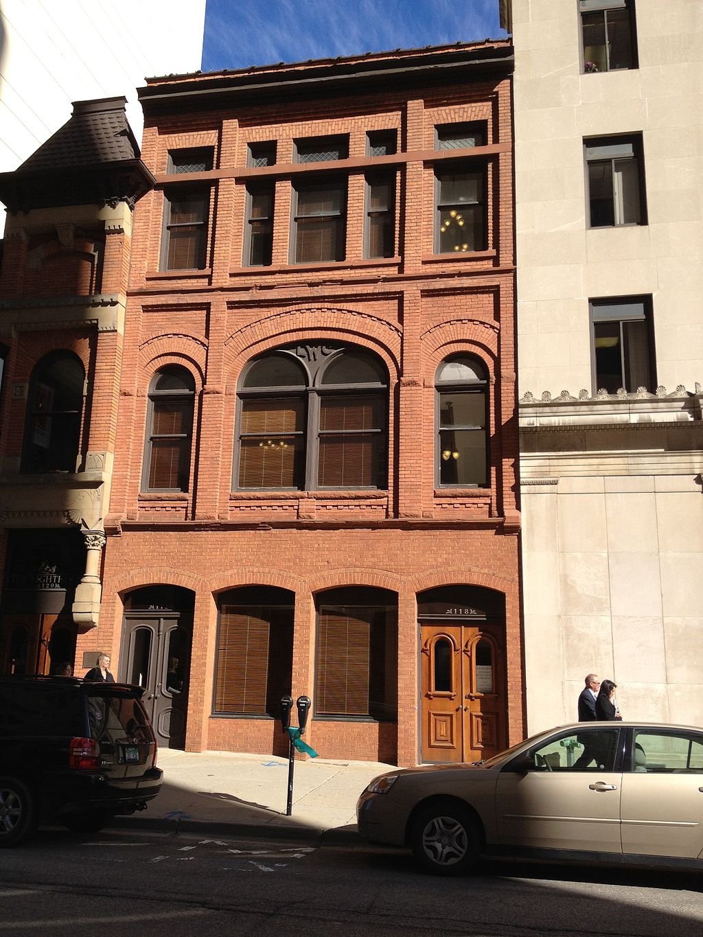 The club owned the building and utilized the second floor for their meetings from 1889 to 1952.