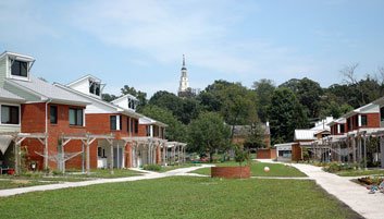 A side view of a row of houses in the Ecovillage