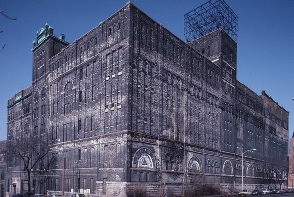 The Blatz brewery in 1986, Photo credit: Wisconsin Historical Society