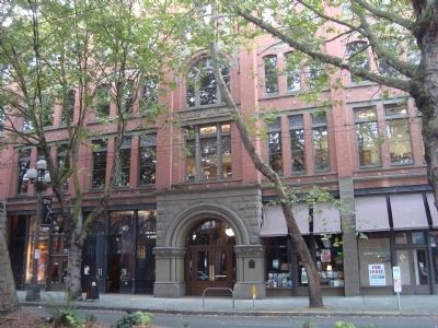 Photograph of the front of the Grand Central Hotel.