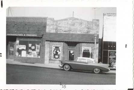 607 N. Milwaukee Avenue, Liberty Liquor Store, 1956