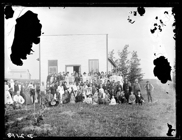 A picnic at the Bottling Works, New Helena, abt. 1889
