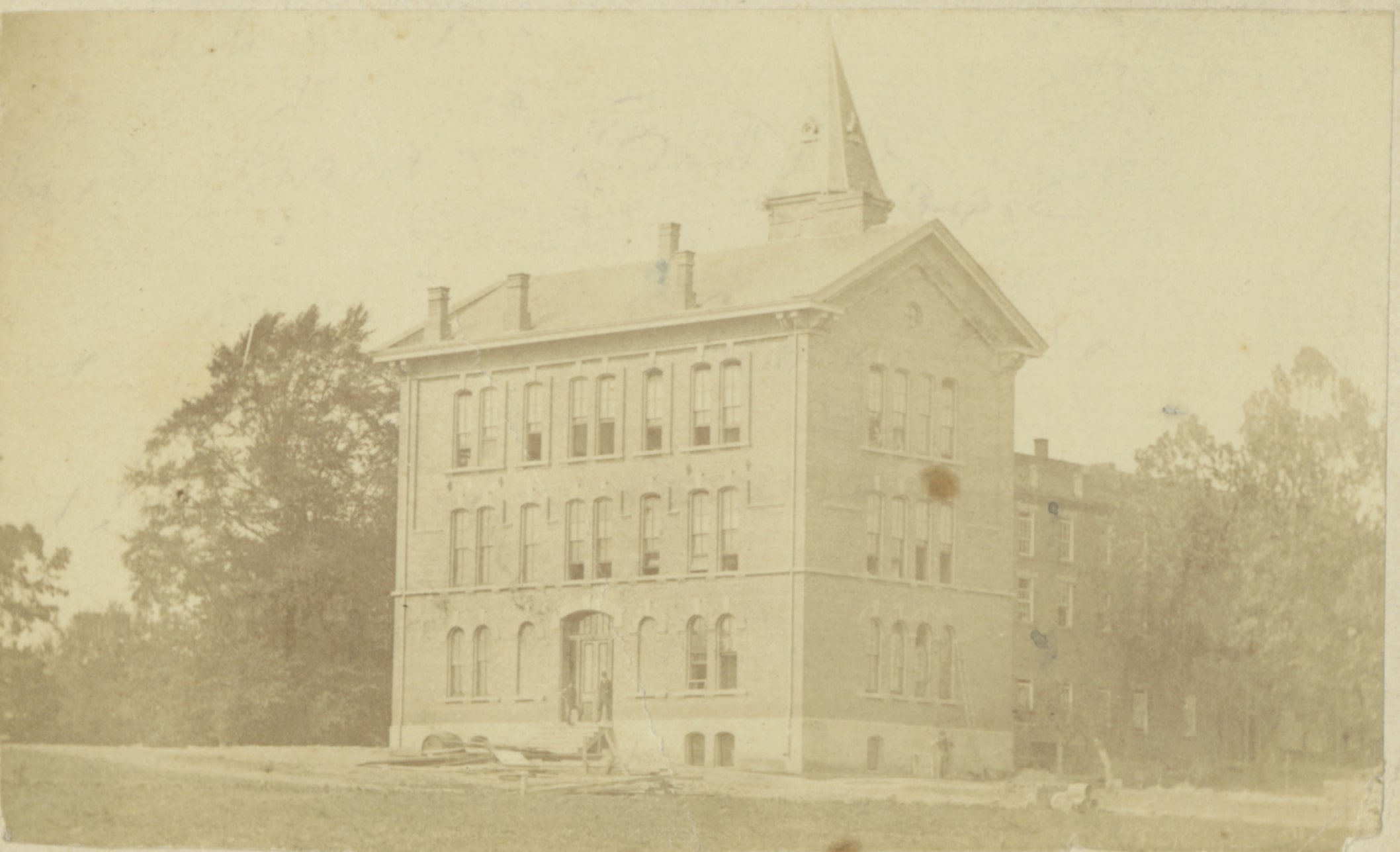 Old Main circa 1870. This portion is the oldest-surviving section of the building, while the 1838 and 1856 sections were later demolished.