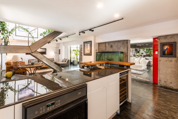 Habitat 67 - Montreal's Architectural Icon - Clio