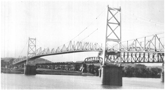 The original Silver Bridge Prior to collapse.
