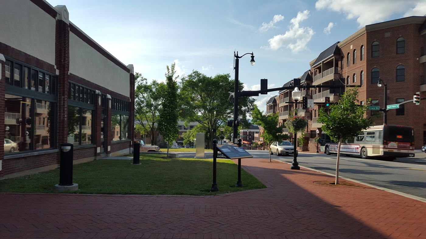 Blacksburg Motor Company Building (Stop C) Clio