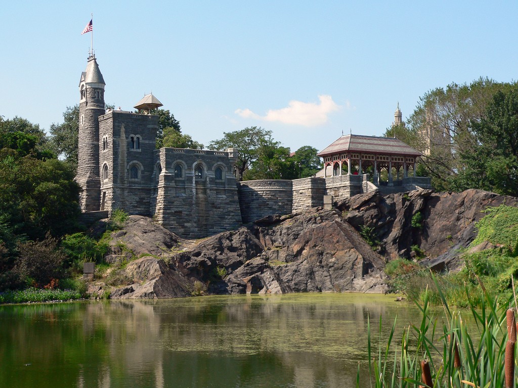 Belvedere which means beautiful view is a Gothic and Romanesque style. The  castle is a folly in Central Park. #belvedere #be…