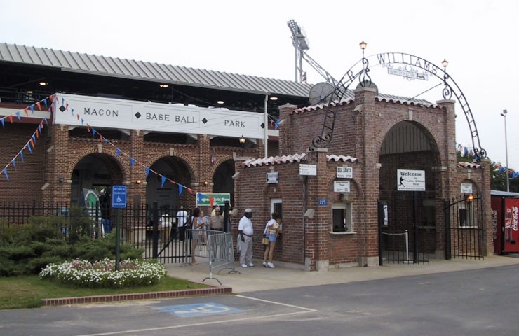 Luther Williams Field - Wikipedia