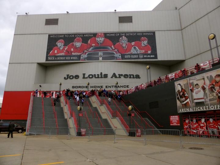 Construction of Joe Louis Arena, 1979  Joe louis arena, Detroit history, Joe  louis