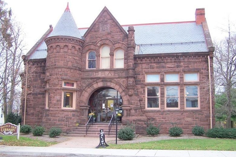 Amelia S. Givin Library  Mt. Holly Springs, PA 17065