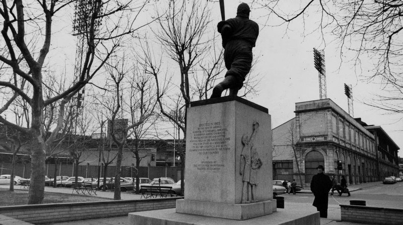 Honus Wagner Statue - Clio