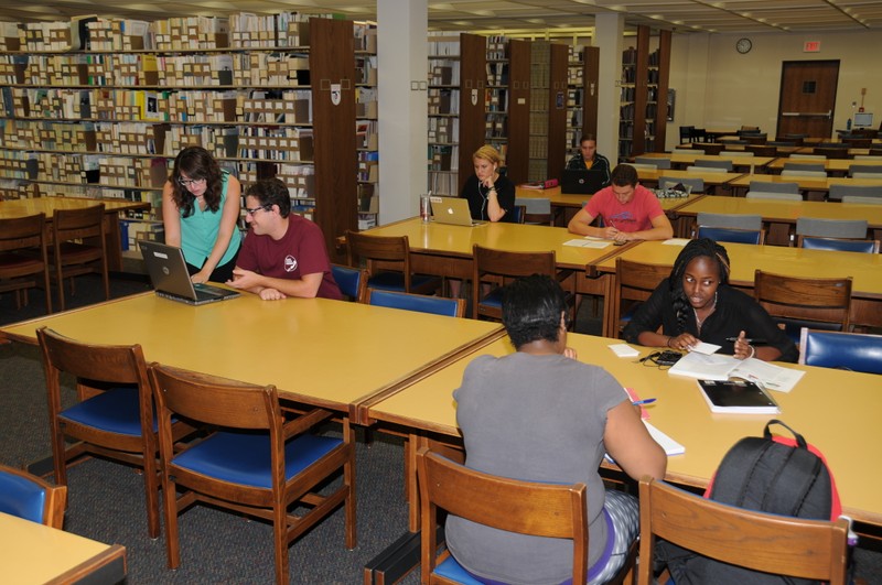 Students studying in Blackwell Library, 2015