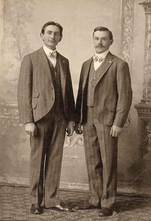 (John) William and Oscar Berglund